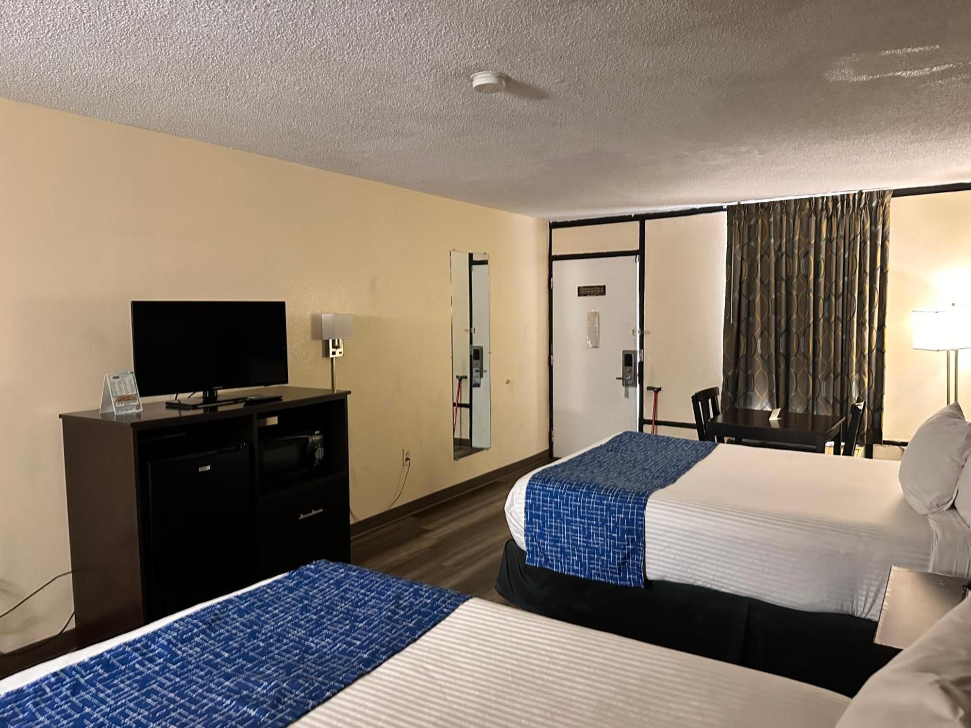 Travelodge By Wyndham Clarksville Eksteriør bilde
